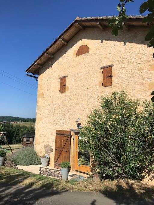 « Le Vieux Hangar » Gite A La Ferme Truffe 外观 照片